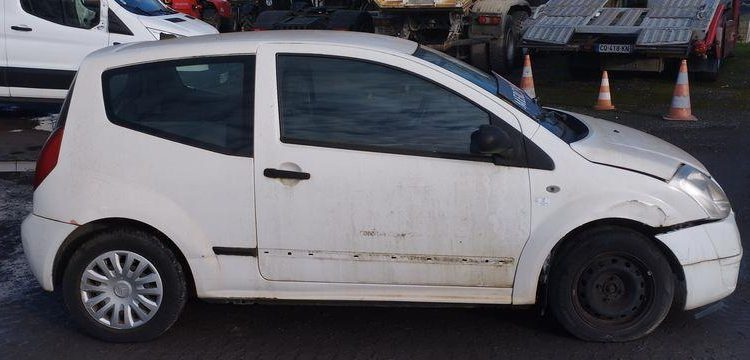 CITROEN C2 1,4 HDI – AN 2007 – NON ROULANT BLANC BT-944-HV