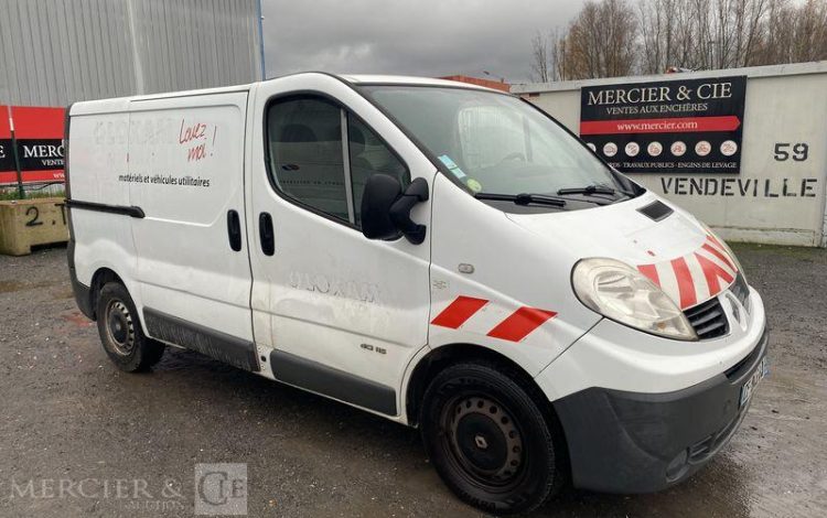 RENAULT TRAFIC L1  CF-846-LQ