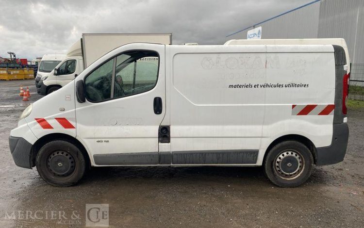 RENAULT TRAFIC L1  CF-846-LQ