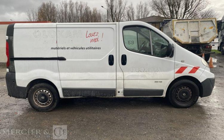 RENAULT TRAFIC L1  CF-846-LQ