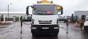 IVECO 18T GRUE  CG-657-ZB