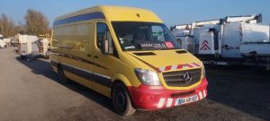 MERCEDES SPRINTER – DIESEL  – 169178 KMS – ANNE 2013 JAUNE DA-491-QE