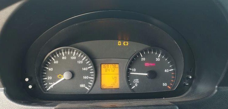 MERCEDES SPRINTER – DIESEL  – 169178 KMS – ANNE 2013 JAUNE DA-491-QE