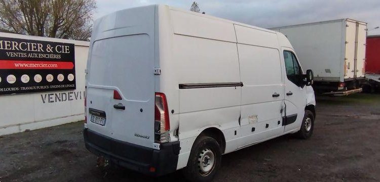 RENAULT MASTER BLANC DL-811-FT