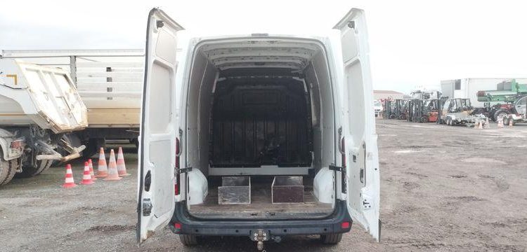 RENAULT MASTER BLANC DL-811-FT