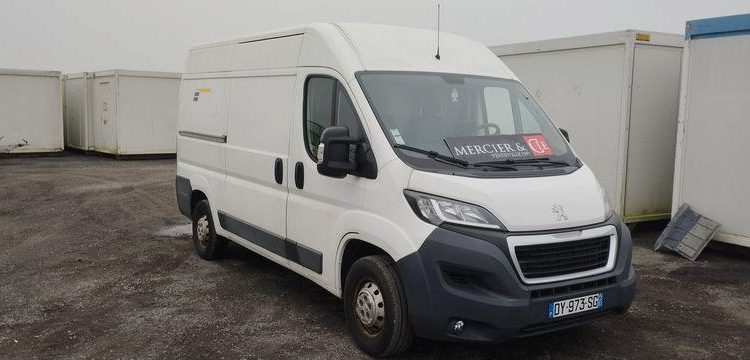 PEUGEOT BOXER BLANC DY-973-SG