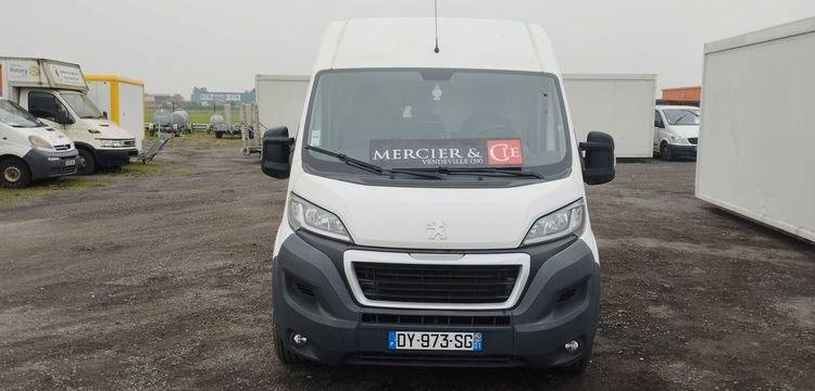 PEUGEOT BOXER BLANC DY-973-SG