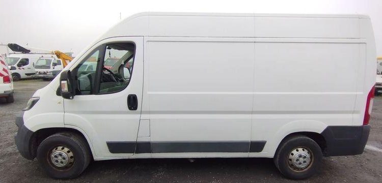 PEUGEOT BOXER BLANC DY-973-SG