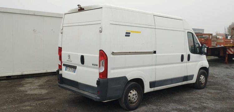 PEUGEOT BOXER BLANC DY-973-SG