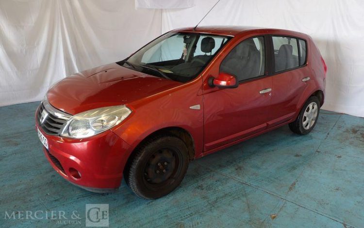 DACIA SANDERO 1,4 MPI 75CH AMBIANCE ROUGE DZ-926-SG