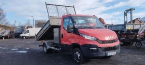 IVECO 35C13 BENNE SIMPLE CABINE COFFRE  EB-055-WV