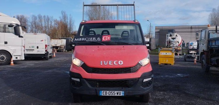 IVECO 35C13 BENNE SIMPLE CABINE COFFRE  EB-055-WV