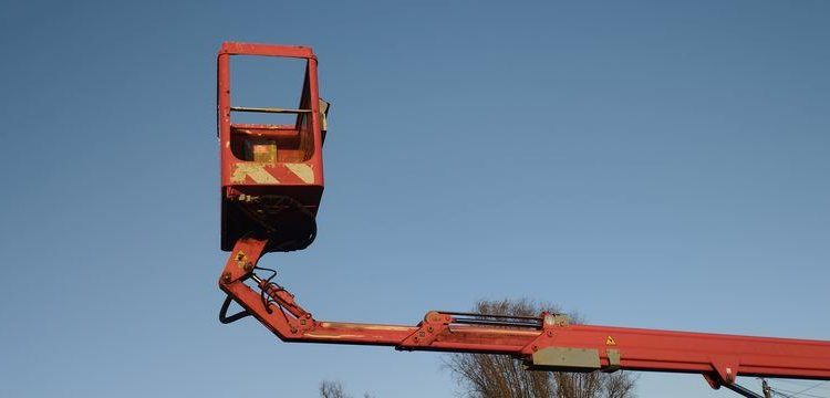 IVECO 35S11 AVEC NACELLE GSR 169TR 16M ROUGE ED-756-HD