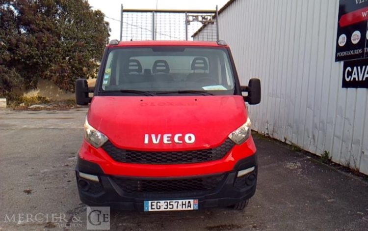 IVECO 35C13 BENNE SIMPLE CABINE COFFRE  EG-357-HA