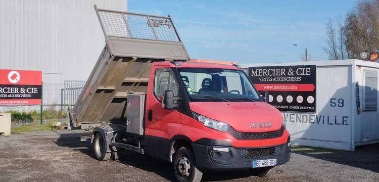 IVECO 35C13 BENNE SIMPLE CABINE COFFRE  EG-489-QG