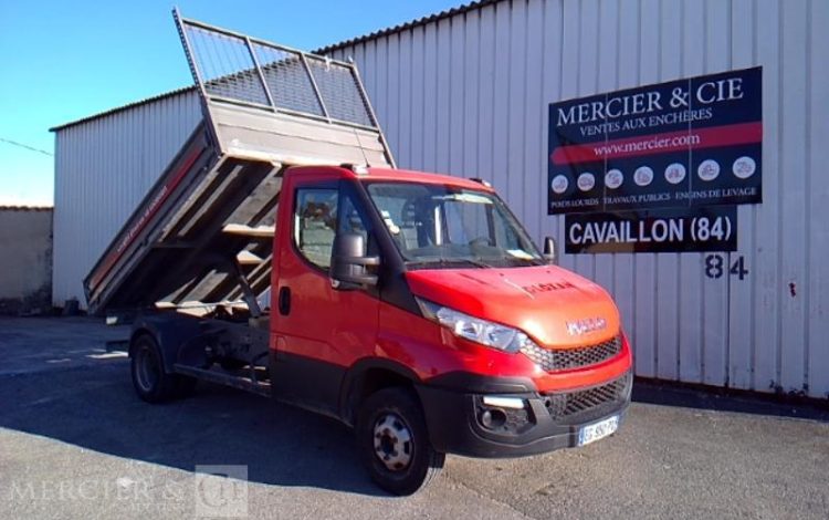 IVECO 35C13 BENNE SIMPLE CABINE COFFRE  EG-950-PX