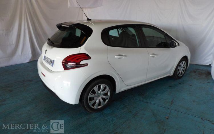 PEUGEOT 208 PHASE II 5PORTES 1,5L BLUEHDI S&S 99CV BLANC EH-502-WW