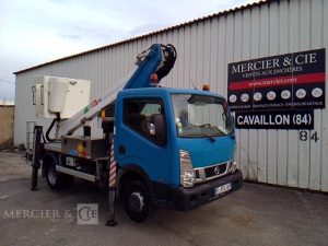 NISSAN CABSTAR 35.12 NACELLE SUR VL 17M 1372H BLANC/BLEU EL-874-AP