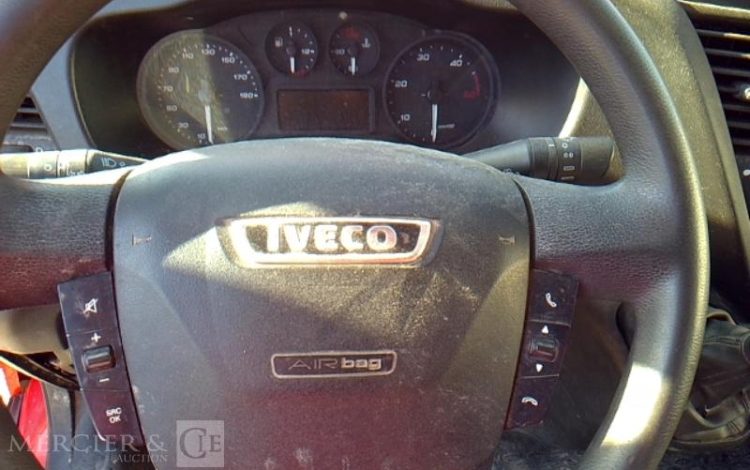 IVECO 35C12 BENNE SIMPLE CABINE NON ROULANT  EM-444-FM