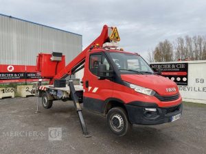 IVECO 35S12 AVEC NACELLE FRANCE ELC B17CTE 16M ROUGE FC-593-AV