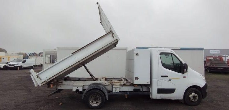 RENAULT MASTER BLANC FG-258-HD