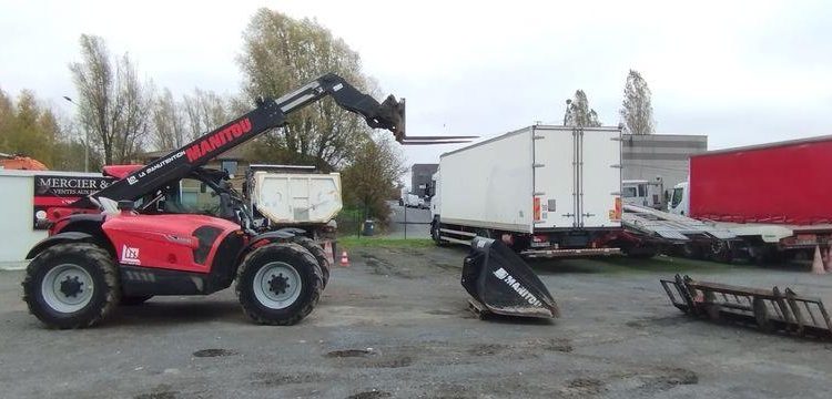 MANITOU CHARIOT TELESCOPIQUE  MLT 733-115 D – DIESEL – CAPACITE 9,5 T – HAUTEUR : 6,9 M  FR-666-YY