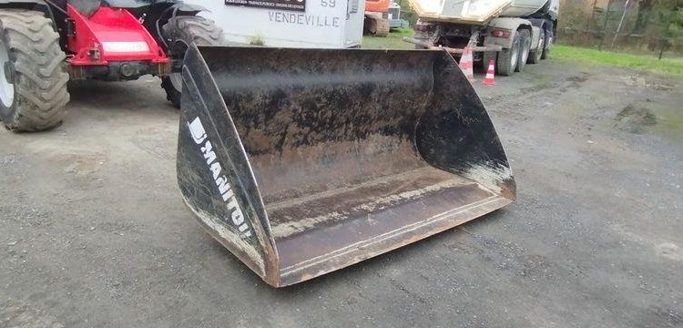 MANITOU CHARIOT TELESCOPIQUE  MLT 733-115 D – DIESEL – CAPACITE 9,5 T – HAUTEUR : 6,9 M  FR-666-YY