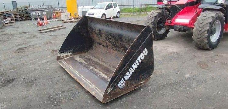 MANITOU CHARIOT TELESCOPIQUE  MLT 733-115 D – DIESEL – CAPACITE 9,5 T – HAUTEUR : 6,9 M  FR-666-YY