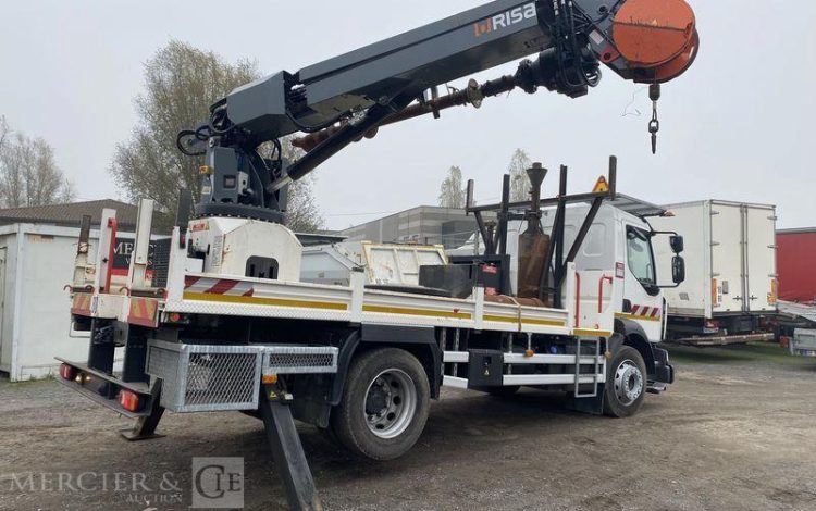 RENAULT CAMION FOREUSE GAMME D250 / DTI8 DIESEL – PTAC 13T – 34534 KMS – 2141 HEURES BLANC FW-720-ZL