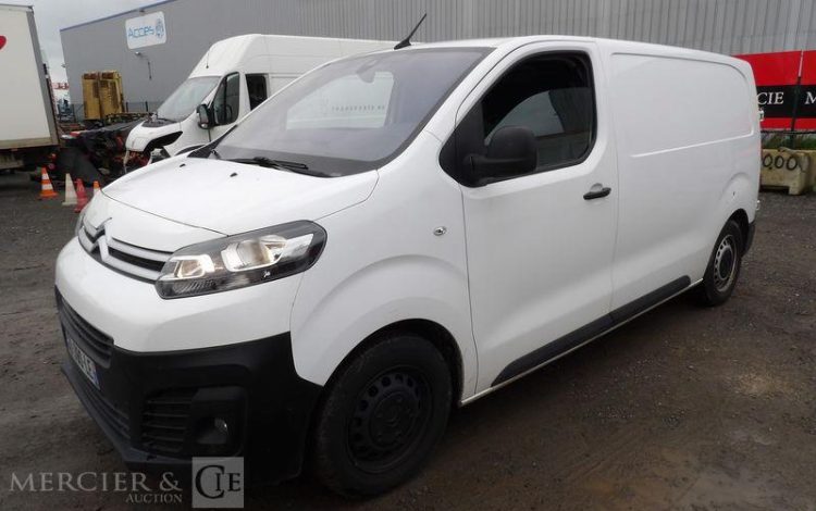 CITROEN JUMPY M BLUEHDI 120 S&S – 29368 KMS – ANNEE 2021 BLANC GD-390-LE