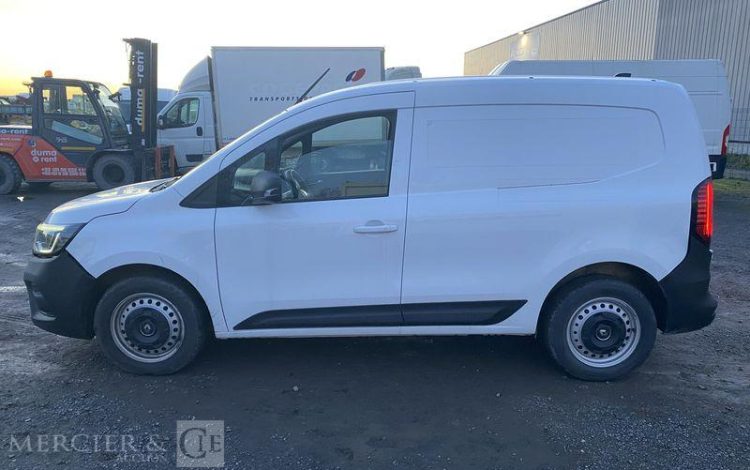 RENAULT KANGOO VAN EXTRA TCE 130 BLANC GF-366-TA