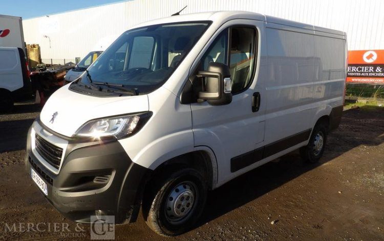 PEUGEOT BOXER PREMIUM 335 L1H1 BLANC GR-666-BQ