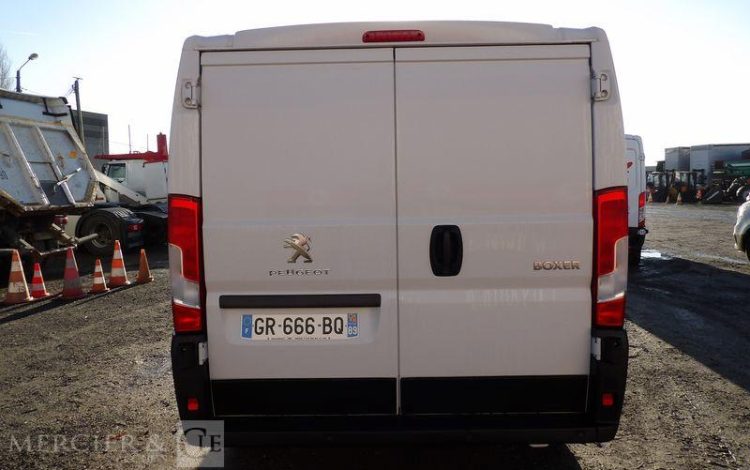 PEUGEOT BOXER PREMIUM 335 L1H1 BLANC GR-666-BQ