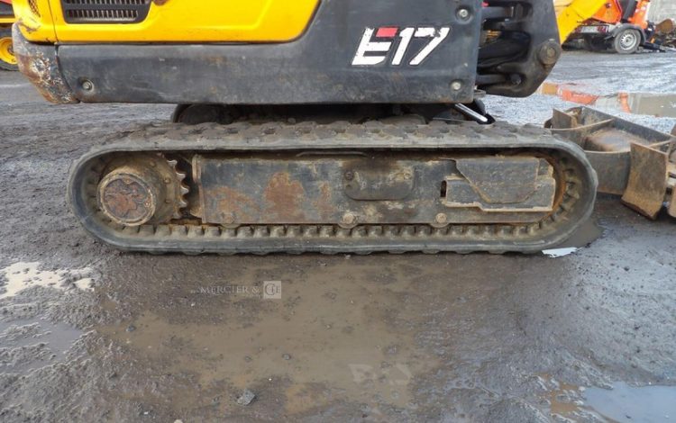 BOBCAT E17  PEL010181