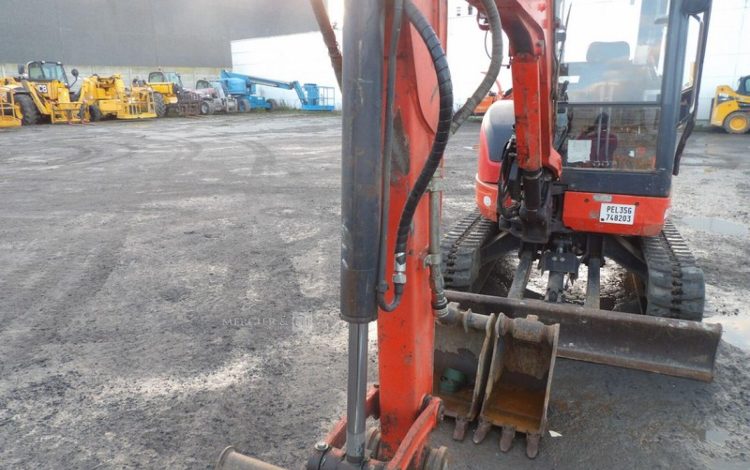 KUBOTA U35/3  PEL748203