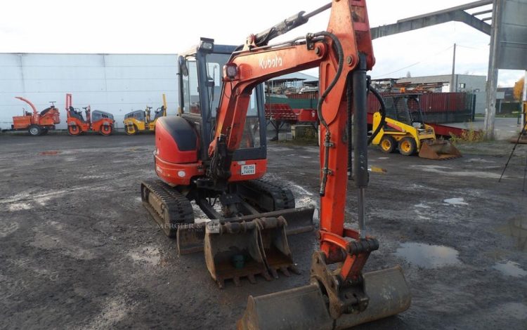 KUBOTA U35/3  PEL748203