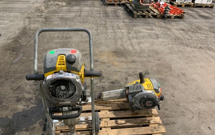 WACKER NEUSON BH65  106MAM11