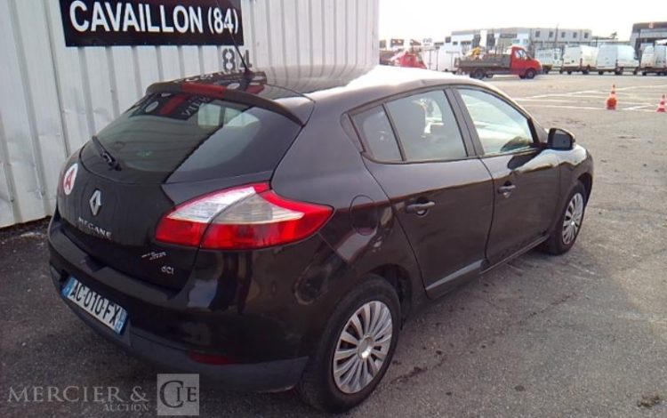 RENAULT MEGANE III 1.5 DCI 86 CV NOIR AC-010-FX