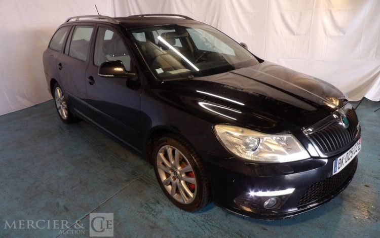 SKODA OCTAVIA COMBI RS 2.2 TDI 16V 170CV NOIR BK-025-CZ