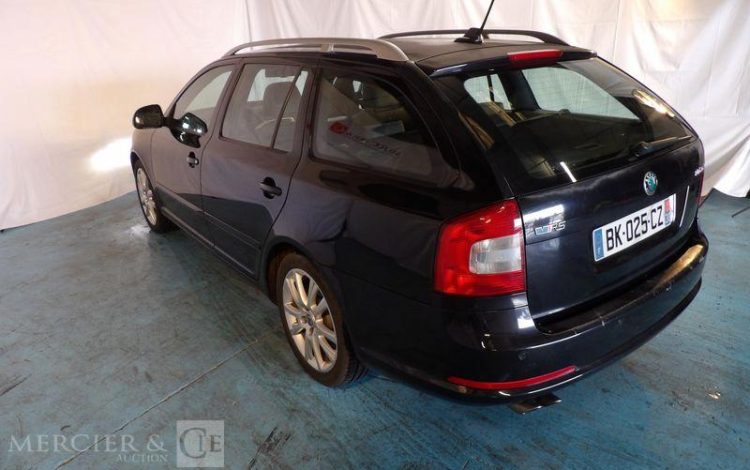 SKODA OCTAVIA COMBI RS 2.2 TDI 16V 170CV NOIR BK-025-CZ