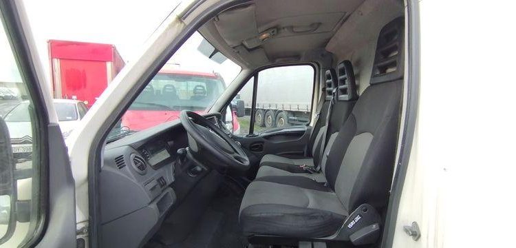 IVECO DAILY 35S13V8 2,3LD DPF  FOURGON 126 CV – DIESEL – 311641 KMS – ANNEE 2013 BLANC CW-470-LS