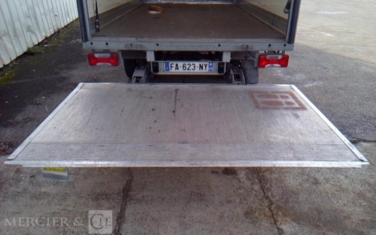 IVECO DAILY 35S16  FA-623-NY