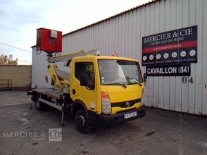 NISSAN CABSTAR 35.13 NACELLE SUR VL 17M 4255H JAUNE FB-732-GC