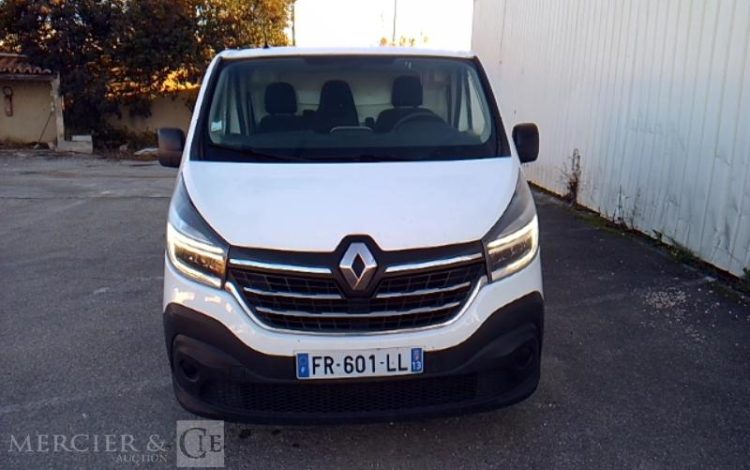 RENAULT TRAFIC L2H1 2.0 DCI 16V 120 CV BLANC FR-601-LL