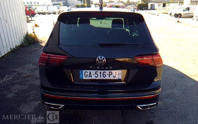 VOLKSWAGEN TIGUAN  2.0 TDI 150 R-LINE DSG NOIR GA-516-PJ