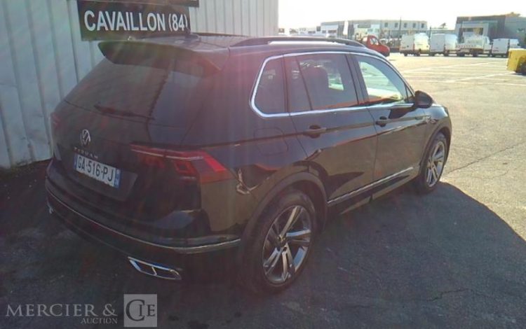 VOLKSWAGEN TIGUAN  2.0 TDI 150 R-LINE DSG NOIR GA-516-PJ