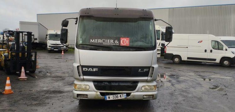 DAF DAF LF 55 DEPANNEUSE/PORTE VOITURE – DIESEL – 346377 KMS – ANNEE 2006 GRIS W-336-KT