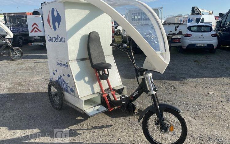 YOKLER LOT DE 2 VELOS TRICYCLE CARGO YOKLER ELECTRIQUE – COFFRE ARRIERE 1M3  YOK01