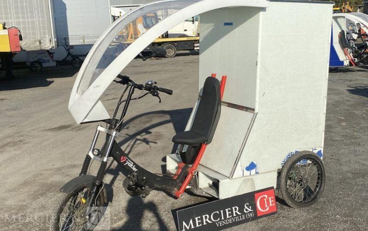 YOKLER LOT DE 2 VELOS TRICYCLE CARGO YOKLER ELECTRIQUE – COFFRE ARRIERE 1M3  YOK01