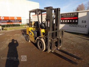 CATERPILLAR CHARIOT ELEVATEUR FRONTAL GP30NTD A GAZ – 2988 HEURES – ANNEE 2016  G02385